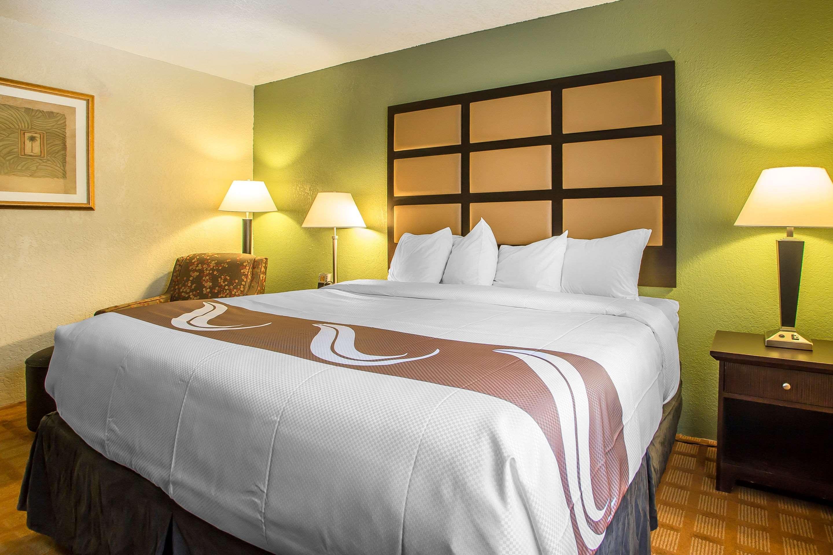 Quality Inn & Suites Marinette Kültér fotó