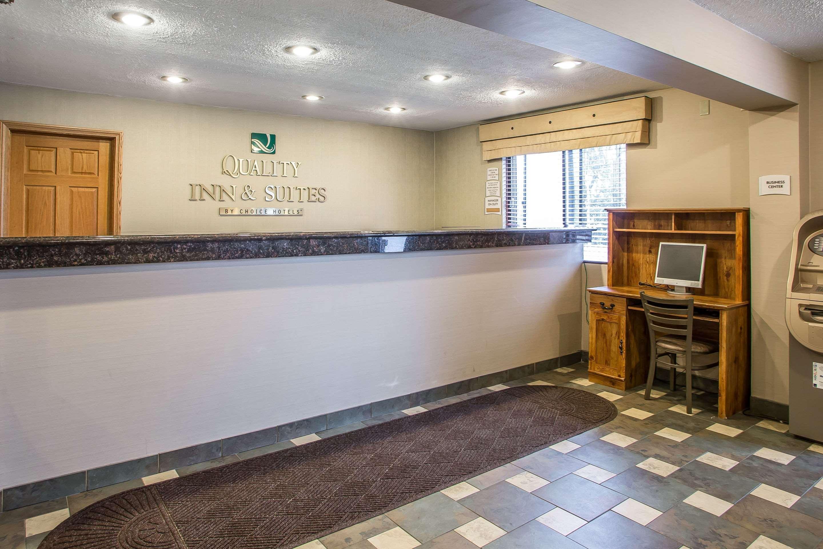Quality Inn & Suites Marinette Kültér fotó