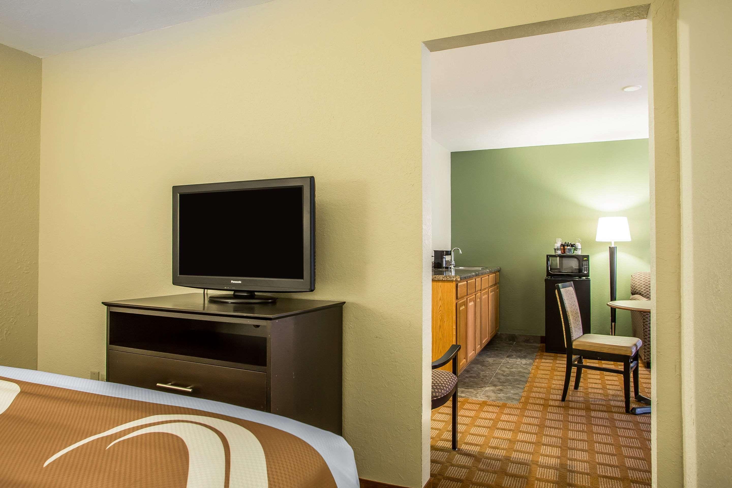 Quality Inn & Suites Marinette Kültér fotó
