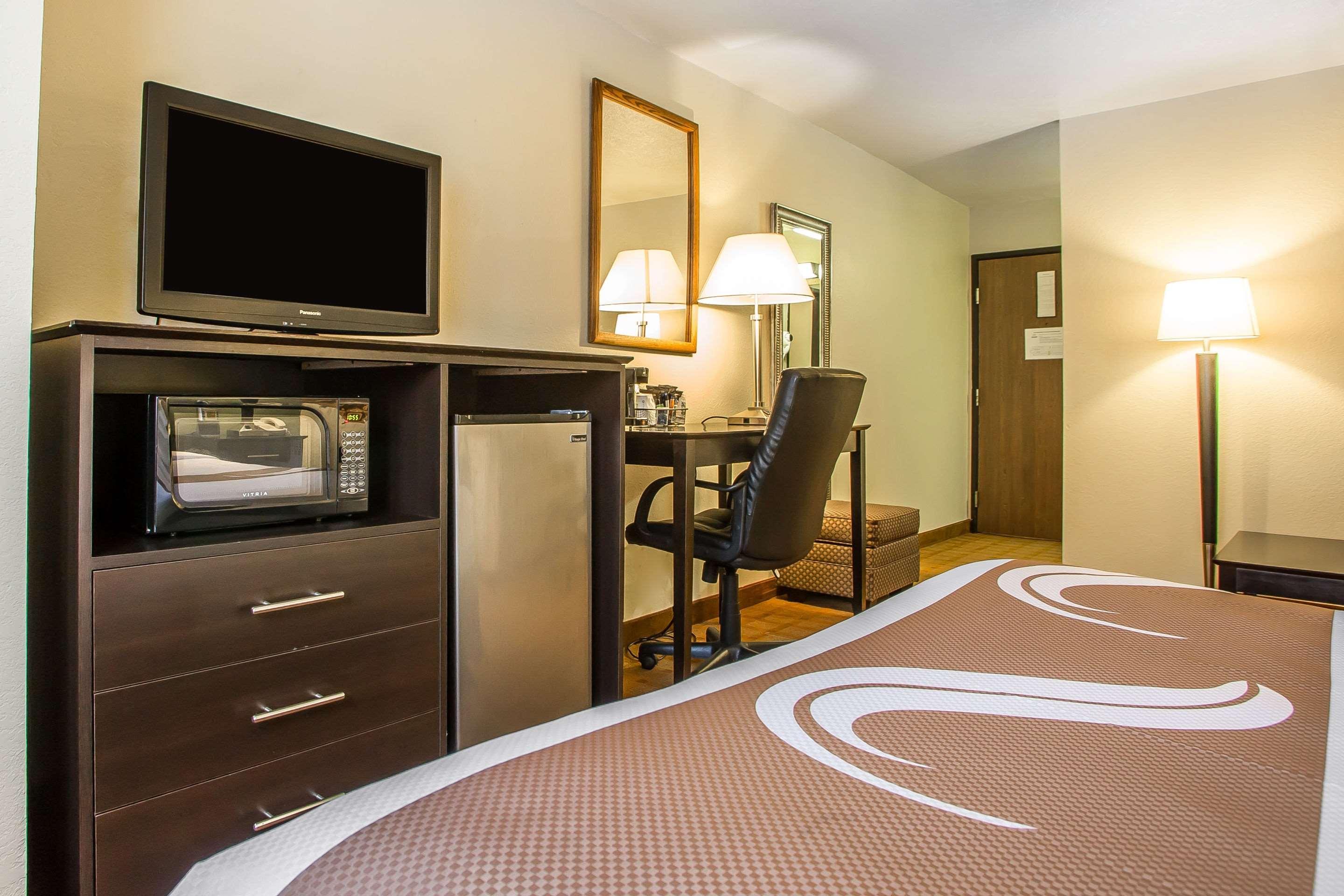 Quality Inn & Suites Marinette Kültér fotó