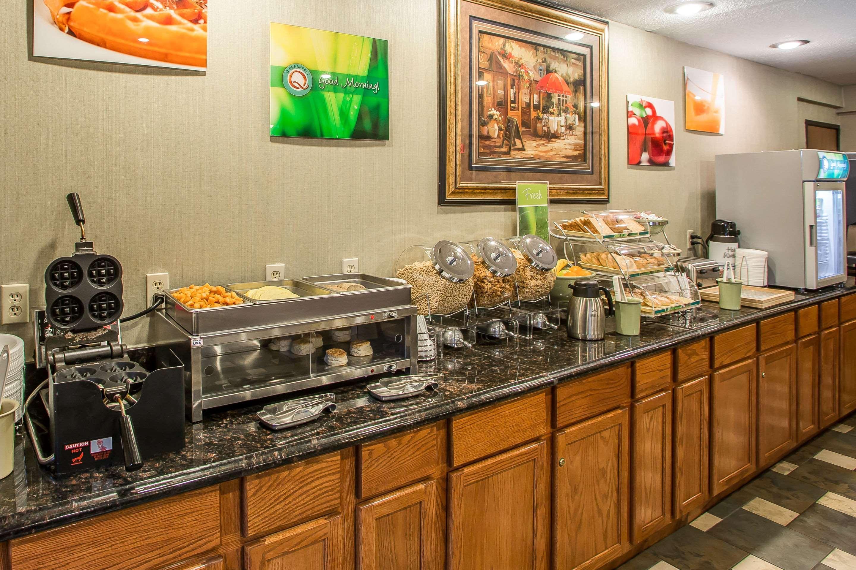 Quality Inn & Suites Marinette Kültér fotó