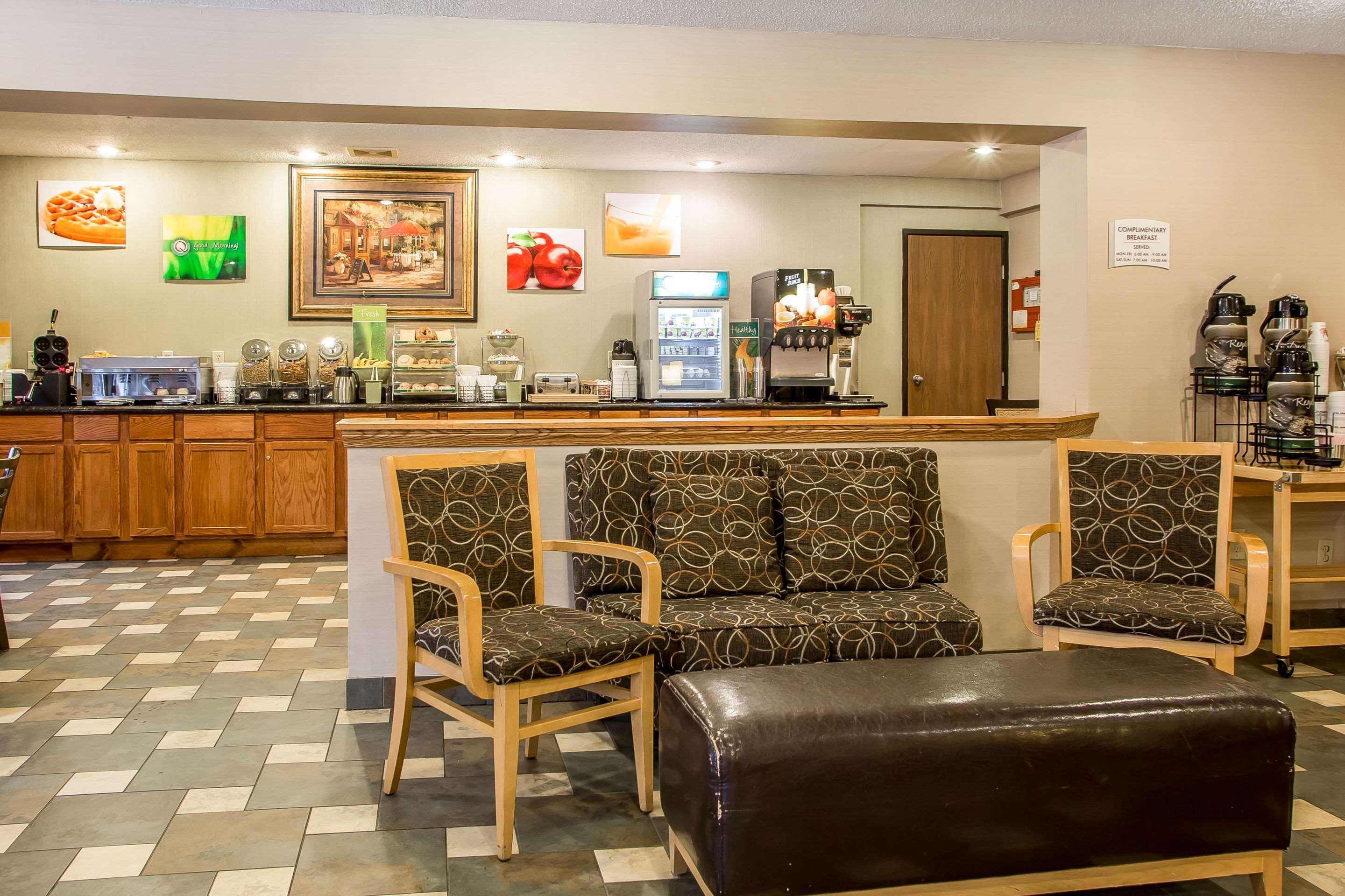 Quality Inn & Suites Marinette Kültér fotó