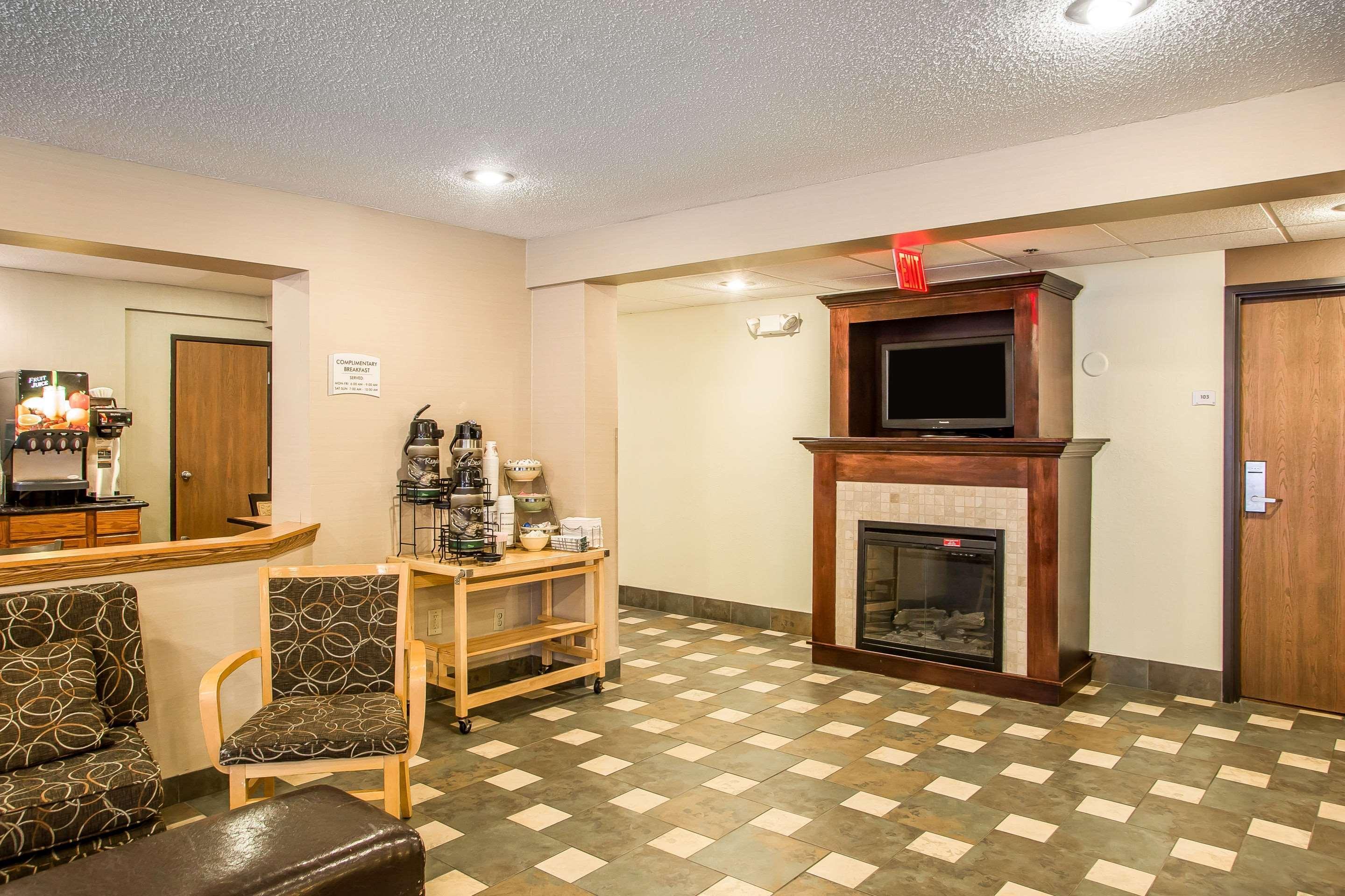 Quality Inn & Suites Marinette Kültér fotó